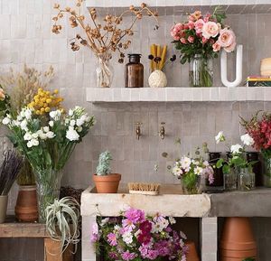 HOY PARIS - Floreria at Hoy in Paris