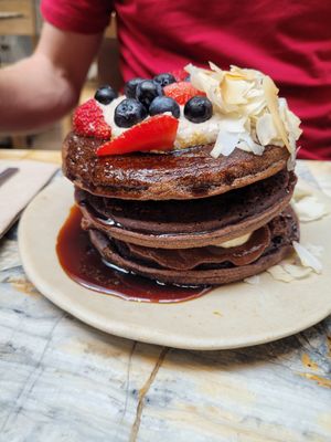 Purple pancakes at Hoy in Paris