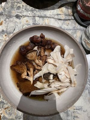 Main dish just perfect! #Veganuary at Hoy in Paris