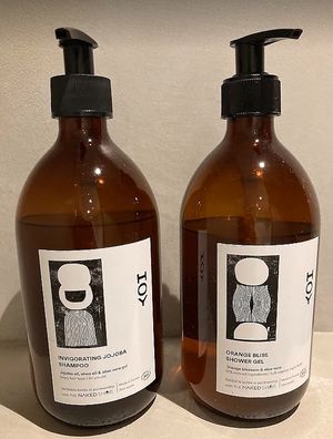 Shower products at Hoy in Paris