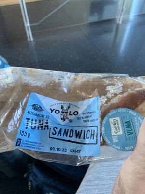 Vegan tuna sandwich was excellent!  at Coop Zürich Stadelhofen in Zurich