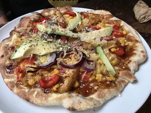 Pizza chicken at Froindlichst in Berlin