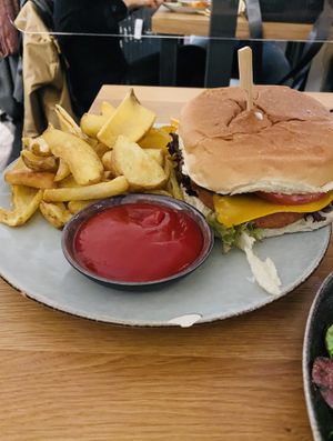 Barbie Kuh at Froindlichst in Berlin