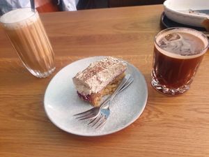 Mocca cake at Froindlichst in Berlin