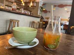 Nach 45 min warten zum Mittagstisch ,…   at Froindlichst in Berlin