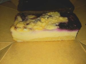Keesekuchen at Froindlichst in Berlin