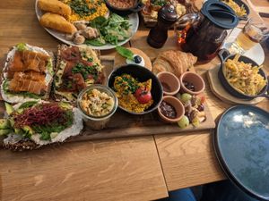 Brettina für 2 Personen (28,90€) - 4.5/5 at Froindlichst in Berlin