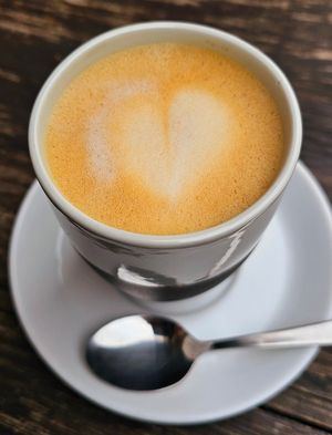 Cappuccino at Froindlichst in Berlin