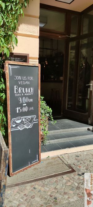 Facade at Froindlichst in Berlin