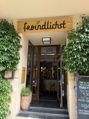 An inviting shop front  at Froindlichst in Berlin