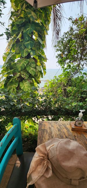 Vue sur le lac depuis la terrasse at Maracuyá in Flores