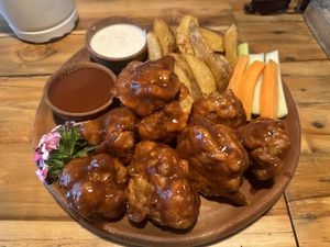 Alitas de brócoli   at Maracuyá in Flores