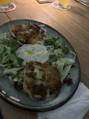 Patatokeftedes  #Veganuary at Apostel's in Munich