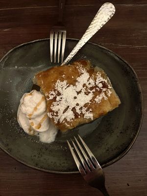 vegan dessert   at Apostel's in Munich