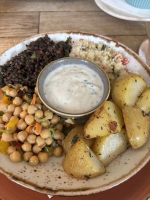 Greek bowl   at Apostel's in Munich