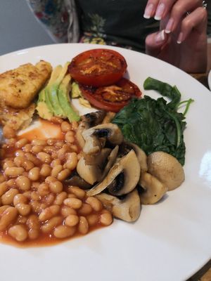Vegan brekkie at Goose on the Green in Walmer