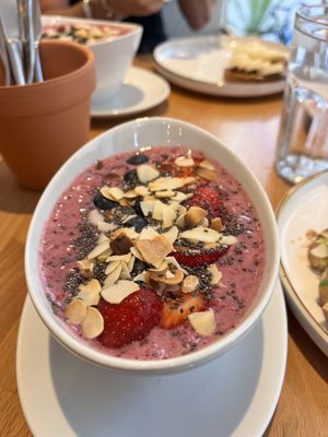 Smoothie bowl  at Stolia in Shkoder