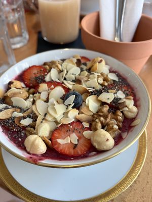 Smoothie bowl  at Stolia in Shkoder
