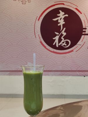 avocado juice at Nature Vegetarian Restaurant 大自然美蔬食馆 in Batam