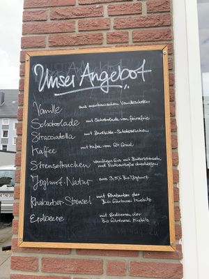 flavours at Julians Eismanufaktur Birne & Beere in Hannover