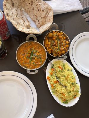 Tarka Dal & Aloo Channa   at Mughal Clay in Quarteira
