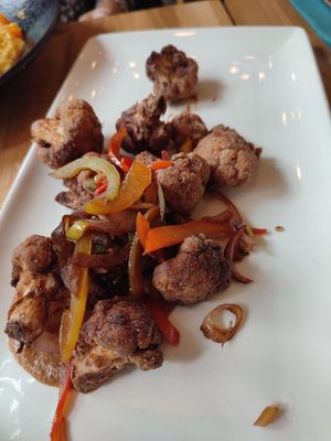 Cauliflower Wings at Hendersons in Edinburgh