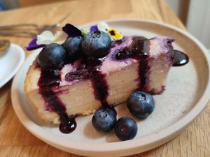 Cheesecake at Hendersons in Edinburgh