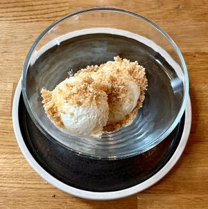 Ice cream: Jura single malt Whisky 12 years + shortbread crumb   at Hendersons in Edinburgh
