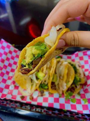 Vegan street tacos at Snack Stop in Pharr