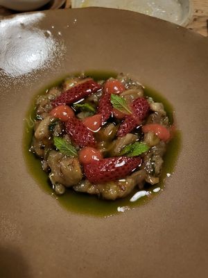 Eggplants, berries at 28 Posti in Milan