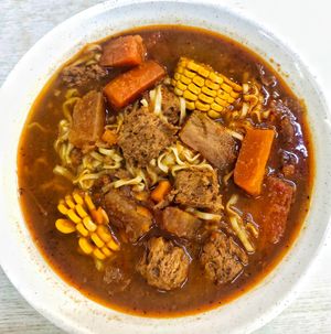 Vegan braised noodles must try at Supreme Vege 善心缘 - Marsiling in North Singapore