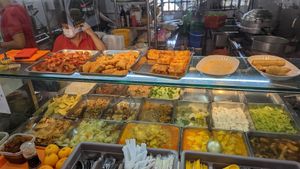 Variety of dishes at Supreme Vege 善心缘 - Marsiling in North Singapore