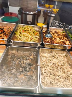 Lunch dishes at Makan Vegan 斋这里 - Toa Payoh in Central Singapore