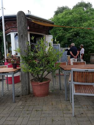 Bestellfenster at Deichperle in Kiel