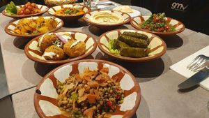 Menú de 8 platos at Beyrouth in Tours