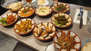 Menú de 8 platos at Beyrouth in Tours
