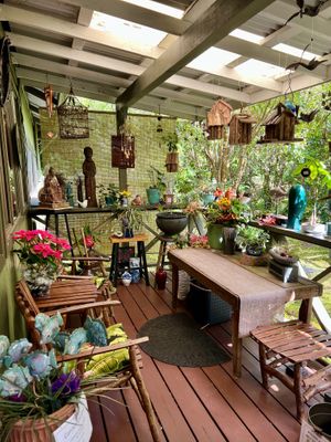  at Cafe Ono in Volcano