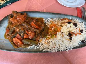 Okraschoten mit Reis (und Naan - nicht abgebildet😄)  at Durrani in Gelnhausen