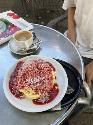   at Eiscafe Olimpio in Frankfurt