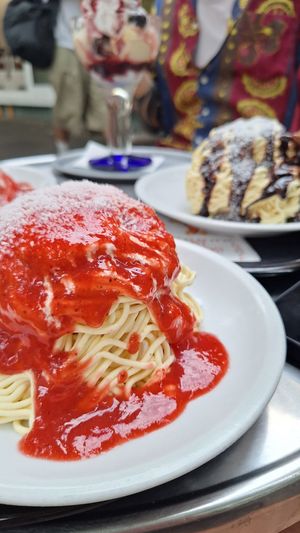 Veganes Spagettieis at Eiscafe Olimpio in Frankfurt