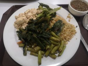 6 items from the buffet at Loving Hut in Panama City