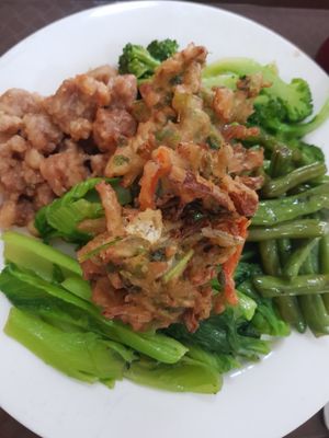 Vegetables at Loving Hut in Panama City