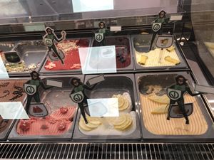 Six vegan ice cream offered at Sereny Ice Cream in Pula