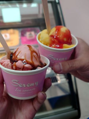 Watermelon and maracuja at Sereny Ice Cream in Pula