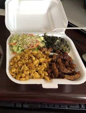 Mac n chz bbq plate!  at Vegan-Haven Deli & Juice Bar in St Croix