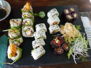 Maki cucumber, Maki avocado, I.O. Avo Zalmon, I.O. Crispy Shrimpless at Nori in Potsdam