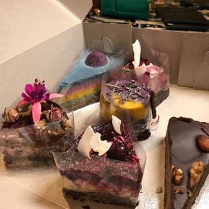 Fresh, organic, raw vegan cake at Rock'n'Raw in Belgrade