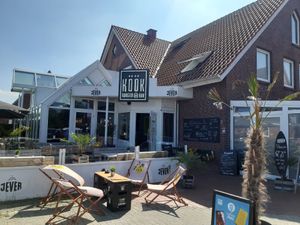 Restaurant von außen at KÖÖK in Neuharlingersiel