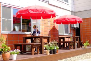 Outdoor Seating at Stay Juicy in Hirosaki