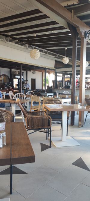 Look into the restaurant at Horizon in Zakynthos